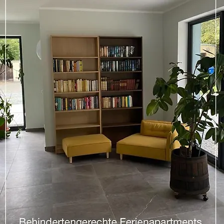 Luxurioeses Ferienapartment A2 Mit Umzaeunten Garten, 55qm אמצברג