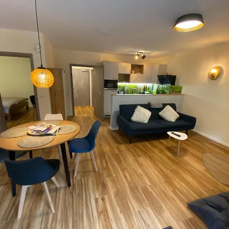 Luxurioeses Ferienapartment A2 Mit Umzaeunten Garten, 55qm * Amtsberg